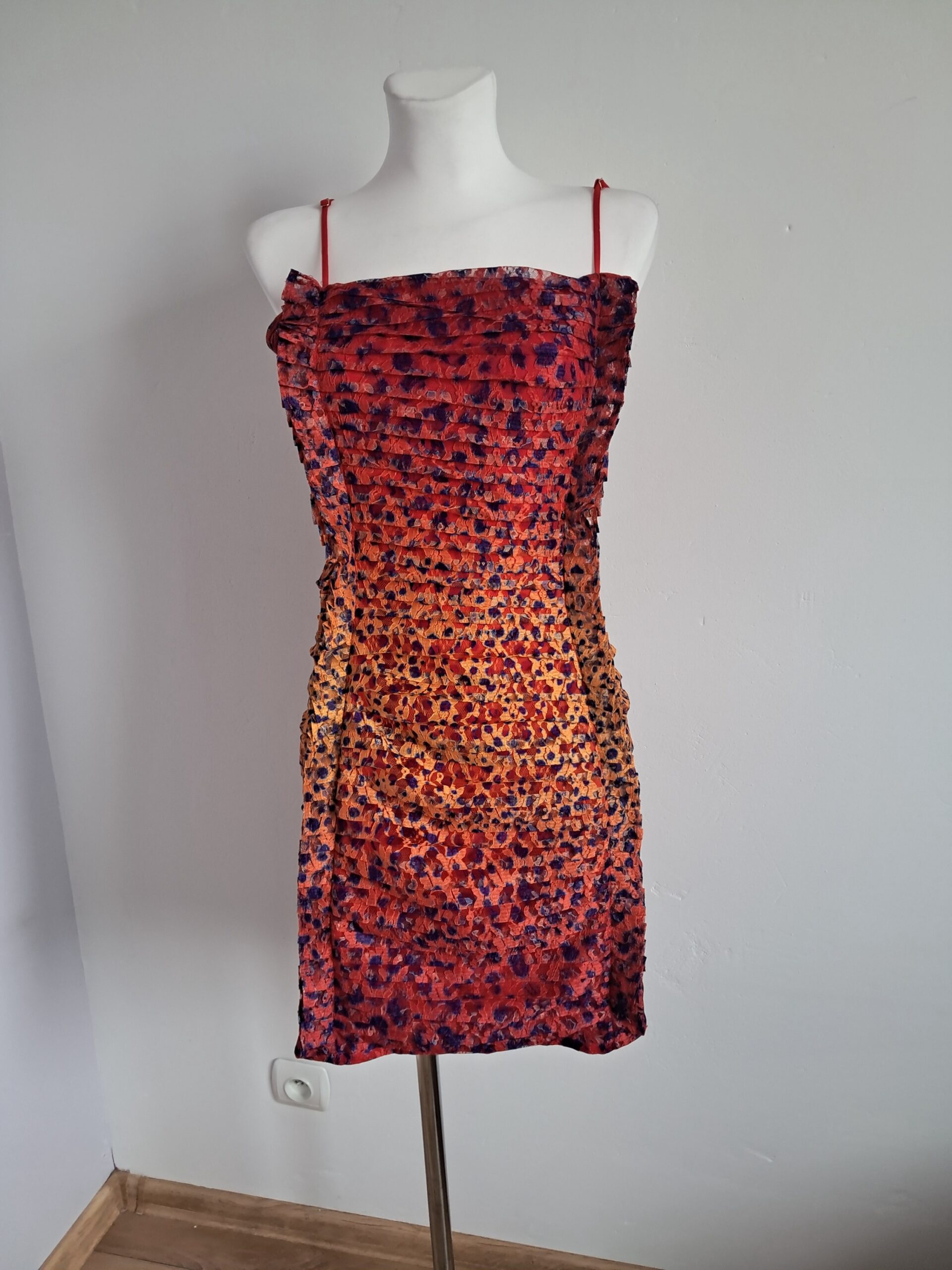 House of Holland – sukienka mini marszczona we wzory S 36 - obrazek 2